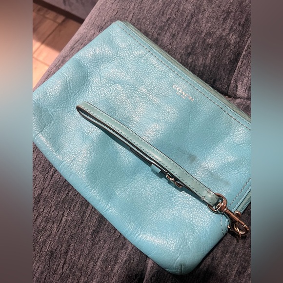 Coach Turquoise Leather Wristlet Baby Blue Super Soft Leather - Picture 4 of 7